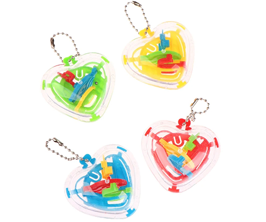 Брелок пластик Сердце с лабиринтом