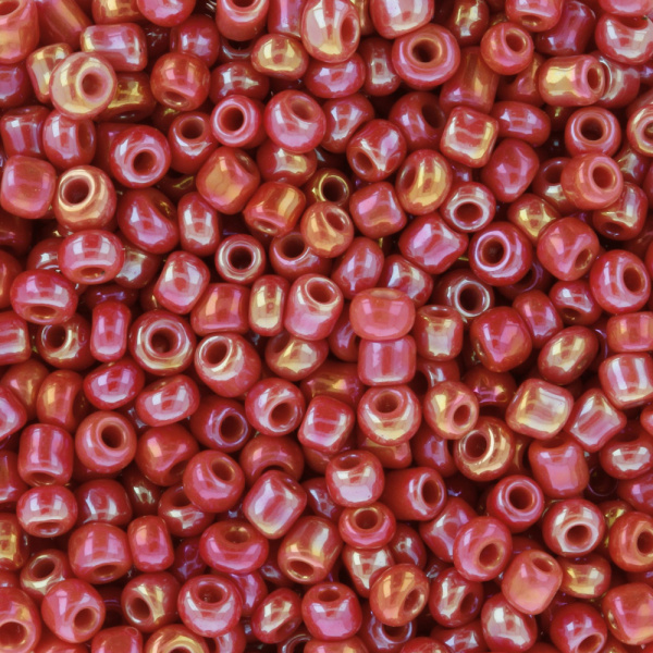 Бисер красный 3мм 10гр матовый с бензиновым покр. (0401-0410)