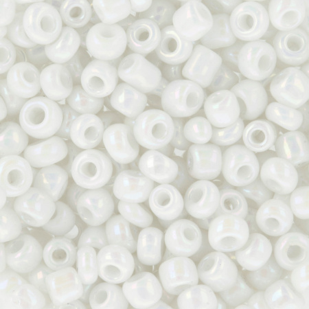 Бисер белый 3мм 10гр матовый с бензиновым покрытием (0401-0410)