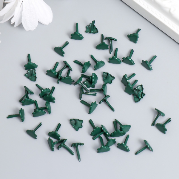 Брадсы д/скрапбукинга Ёлочки  50шт