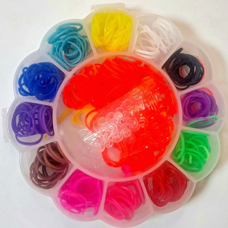 Набор д/творчества цветные резиночки,  700шт + станок