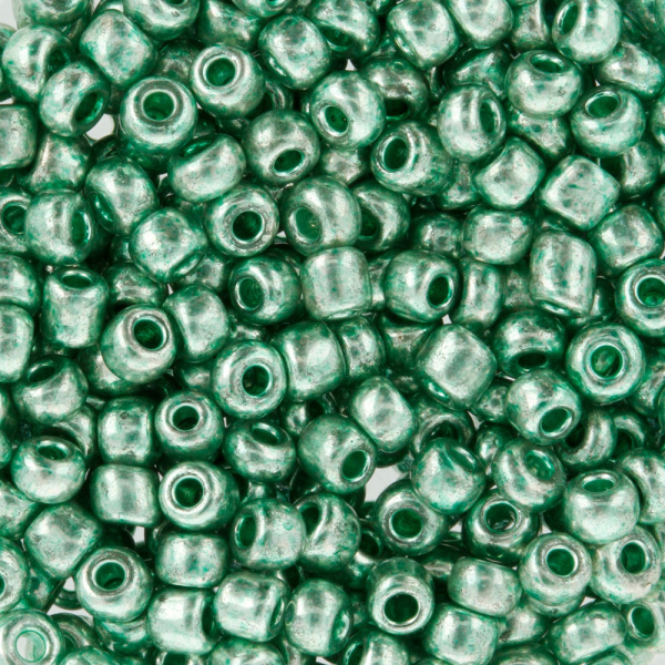 Бисер т.зеленый 3мм 10гр круглый металлизир. (0557-0569)