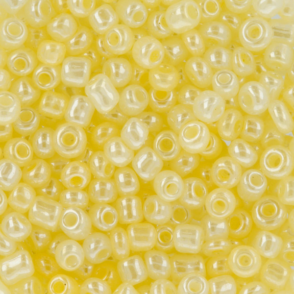 Бисер кремовый 3мм 10гр  круглый перламутровый (0141-0155)